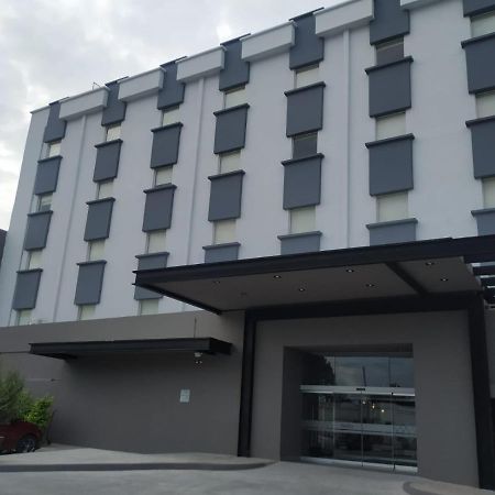 Best Western Santorin Ciudad Victoria Exterior photo