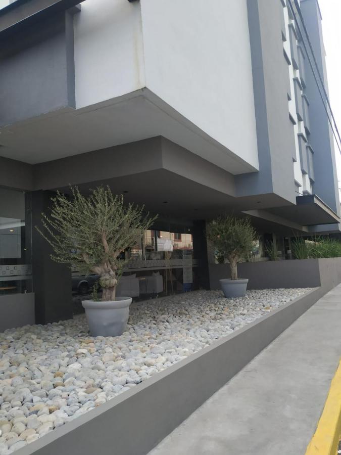 Best Western Santorin Ciudad Victoria Exterior photo