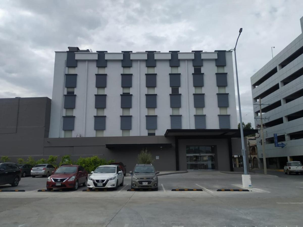 Best Western Santorin Ciudad Victoria Exterior photo