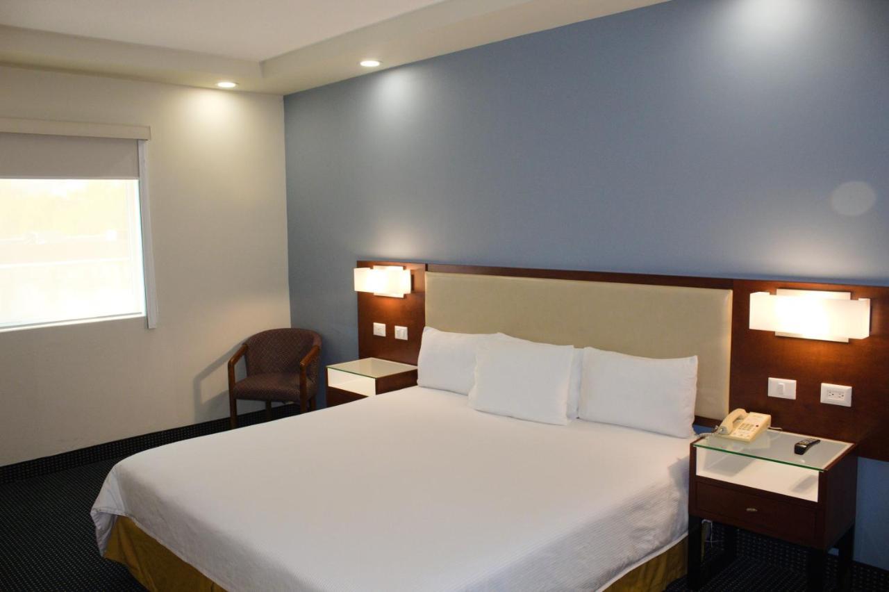 Best Western Santorin Ciudad Victoria Exterior photo