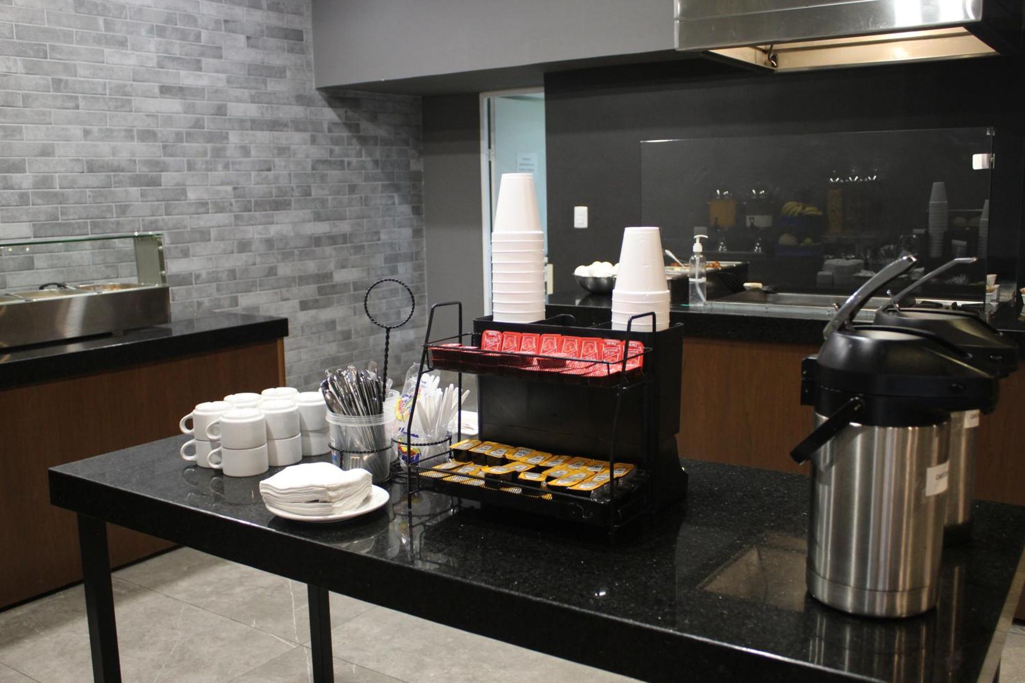 Best Western Santorin Ciudad Victoria Exterior photo