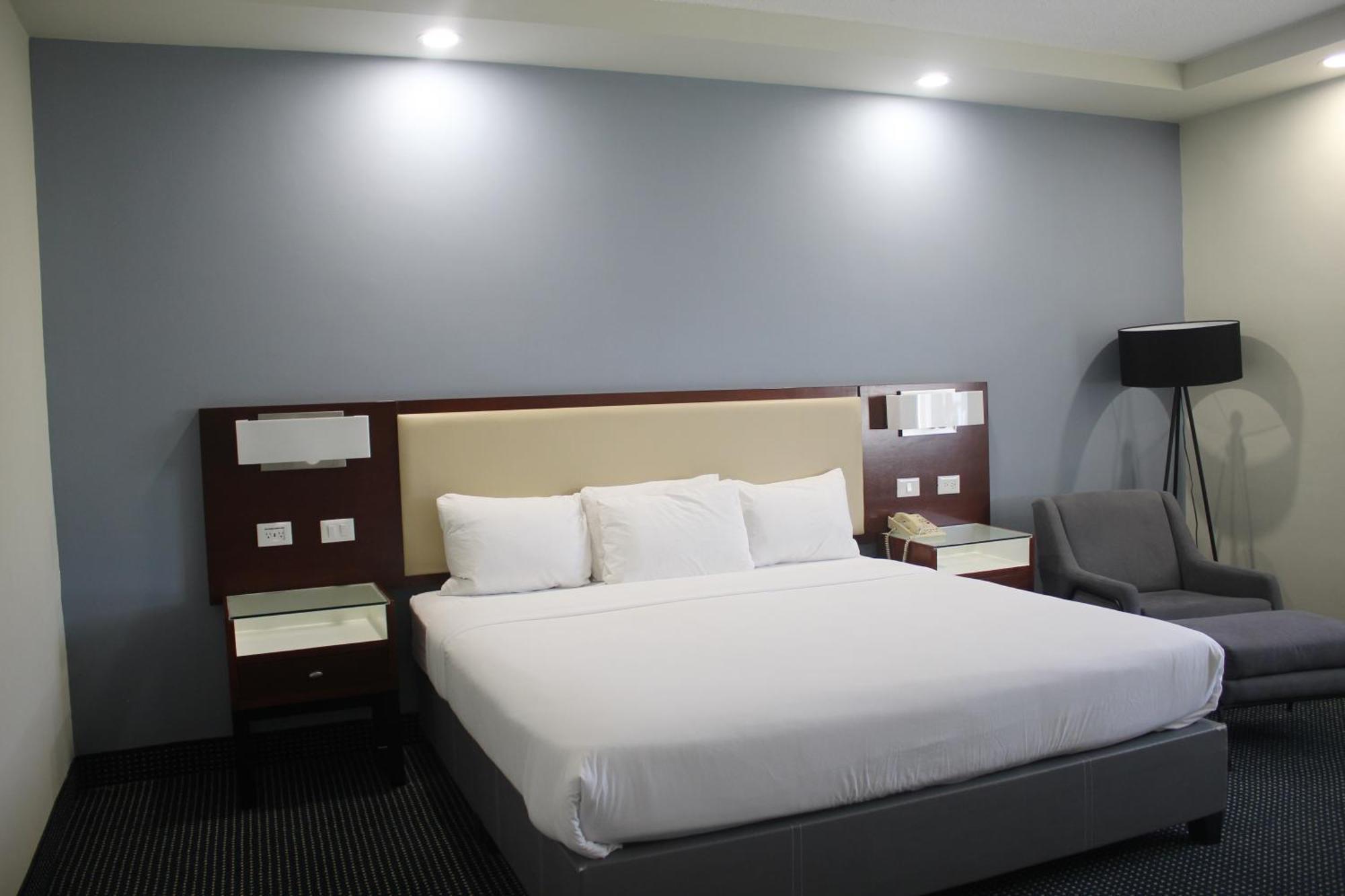 Best Western Santorin Ciudad Victoria Exterior photo